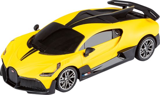 Playtive Bestuurbare Auto Bugatti Divo - Geel - Schaal: 1:24 - Snelheid: ca. 7 km/u - Aanbevolen leeftijd: vanaf 6 jaar - Met oplichtende koplampen bij het vooruit rijden - Rijduur: ca. 40 minuten