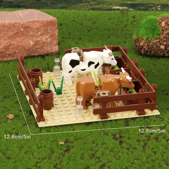 Boerderij-thema Ranch Koe Schuur Bouwsteen Speelgoed - Geschikt voor LEGO®-Compatible Sets - Gele Koe & Kleine Dierbouwstenen