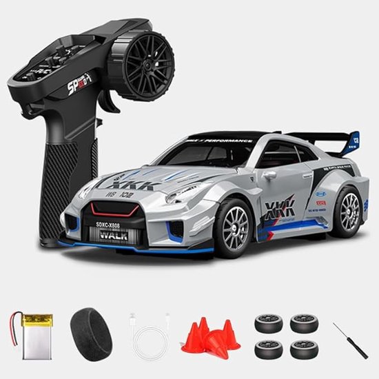 1:43 RC-driftwagen D43-02 - 2,4 GHz, schaalmodel, 4WD, aluminium, 20 km/u, snelle RC-raceauto met gyroscoop, geruisloze lagers, instelbare snelheid en verlichting (Q2/Mechanical Warfare zilver/D43-02)