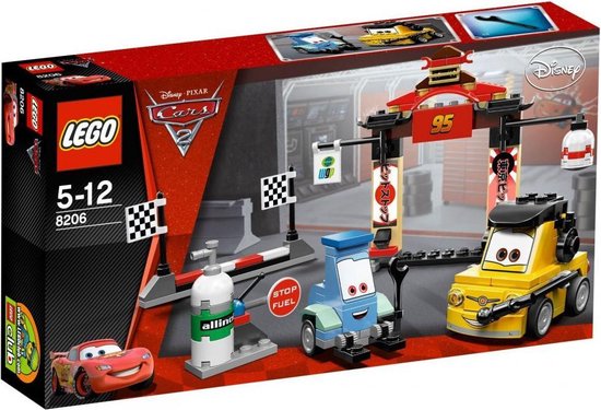 LEGO Cars 2 Tokyo Pitstop - 8206