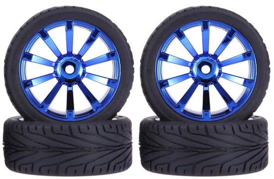 SolidKeus - 4 Stuks 1:10 RC 65mm Banden en Plastic Velgen