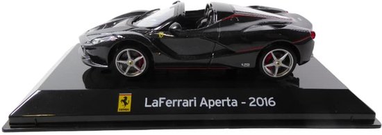 Solidchoice - 1/43 Modelauto Ferrari LaFerrari Aperta 2016 in Displaybox