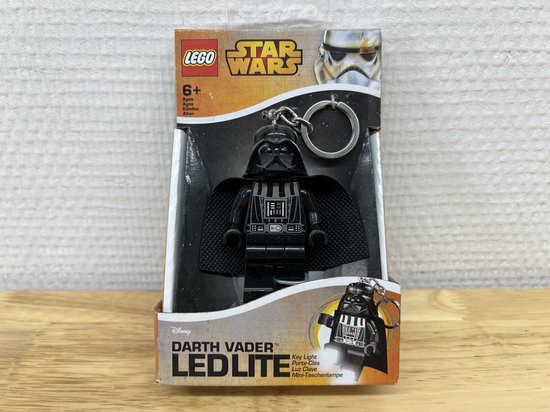 LEGO Star Wars - LED Key Light Darth Vader Key Chain (LEDLITE)