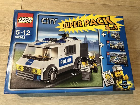 LEGO City Bundle Pack, Super Pack 4 in 1 (Sets 7235, 7236, 7245, and 7741)